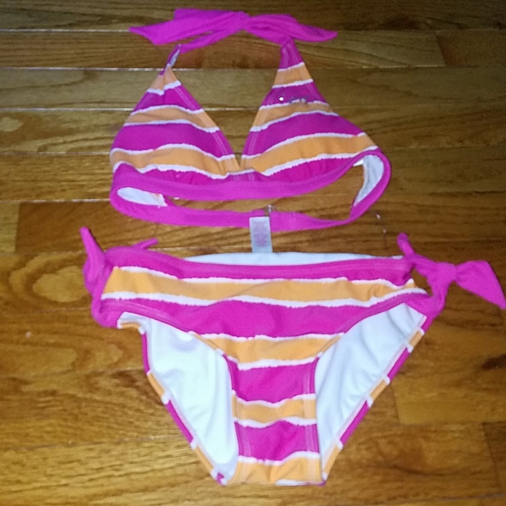 Girls two piece bathing suit